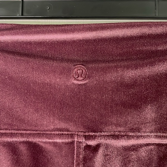 NWT Lululemon Wunder Lounge HR Tight 28’’ Special Edition Garn Size 6 - Picture 3 of 12
